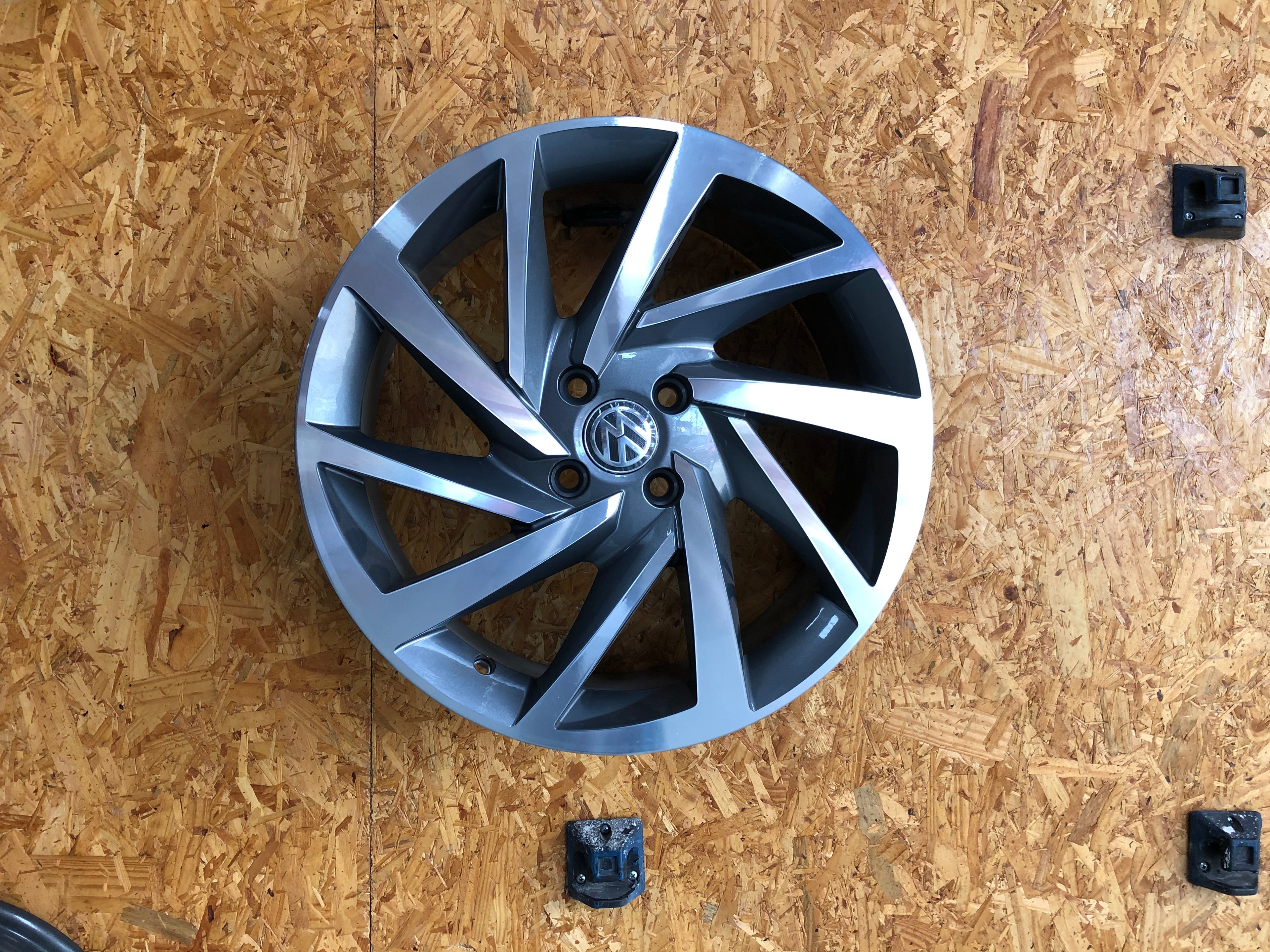 Pintura Eletrostatica - Diamantada com Grafite Aro14 ao Aro16